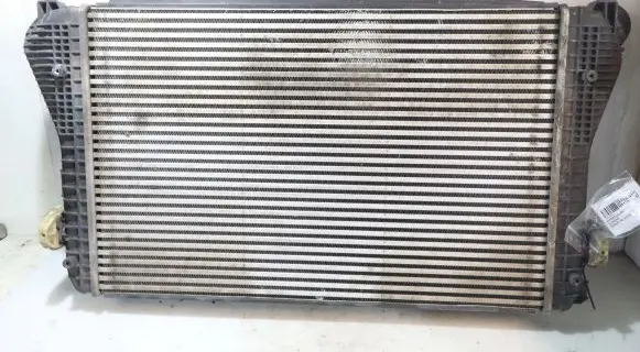Volkswagen PASSAT B7 USA Intercooler radiator