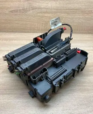 Opel Signum Fuse module 460023260 519031108