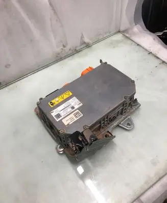Mercedes-Benz EQA Voltage converter inverter A0009008142
