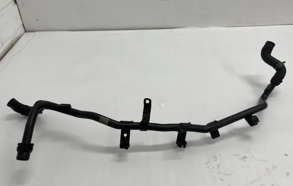 Audi A6 S6 C7 4G Engine coolant pipe/hose 04L122157BA