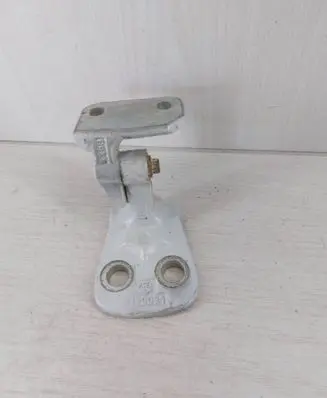 Land Rover Discovery 4 - LR4 Front door upper hinge 4H3226801AB