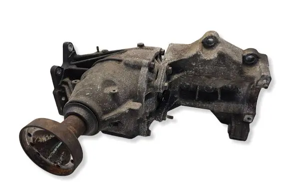 Land Rover Freelander 2 - LR2 Gearbox transfer box case 6G9N7L486CF 7520100900 133005