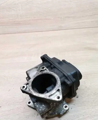 Audi A4 S4 B8 8K EGR valve 03G131501 216035358