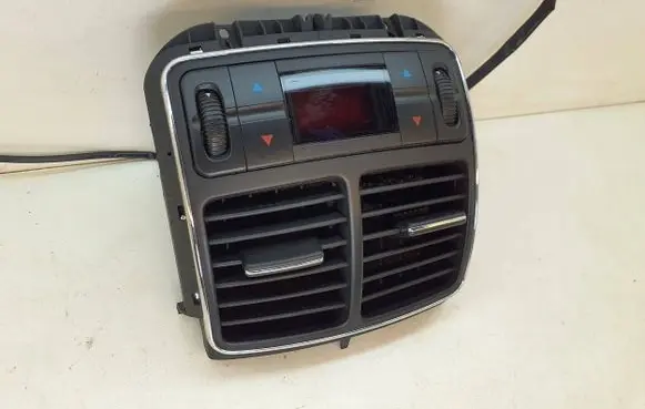 Mercedes-Benz CLS C219 Climate control unit 2118302254
