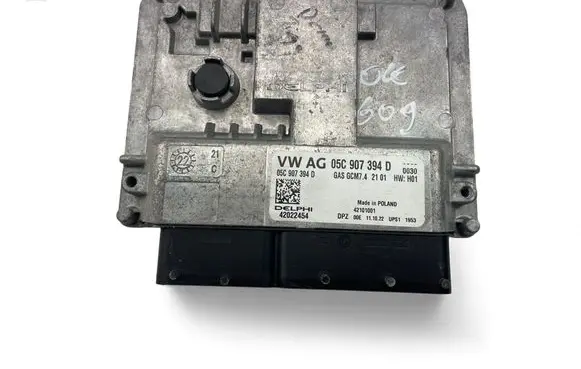 Volkswagen Polo VI Engine control unit/module ECU 05C907394D
