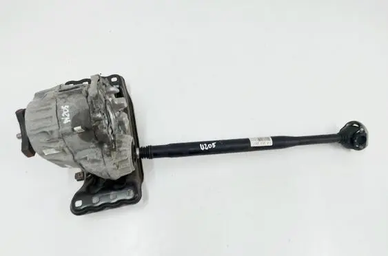 Mercedes-Benz C AMG W205 Gearbox transfer box case A7252800000