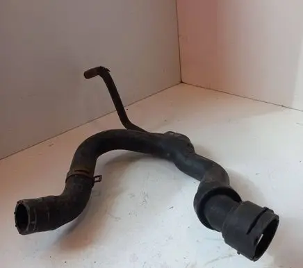 Audi A6 S6 C5 4B Engine coolant pipe/hose 4B0121101G