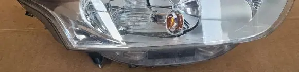 Ford B-MAX Headlight/headlamp