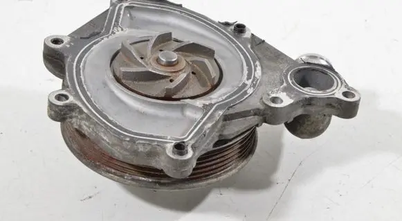 Porsche 911 996 Water pump 99710601105