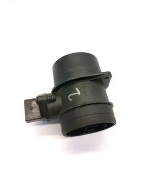 Volkswagen PASSAT B6 Mass air flow meter 074906461B 0281002461