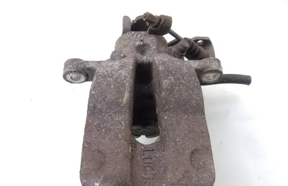 Fiat 500L Rear brake caliper