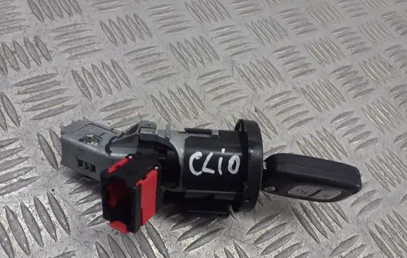 Renault Clio III Ignition lock 8200214173H