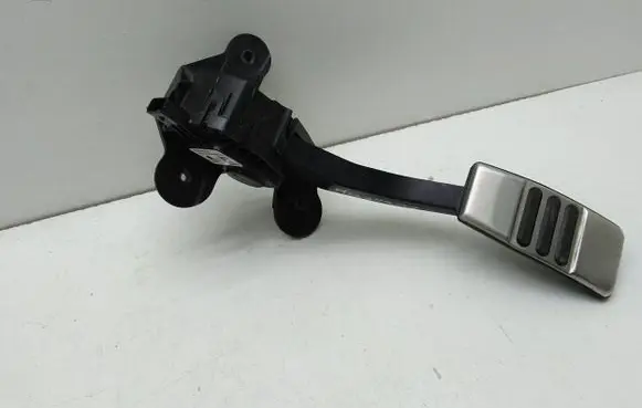 Ford Mustang V Accelerator throttle pedal BR3A9F836AE C1219A1517 K863G9F836