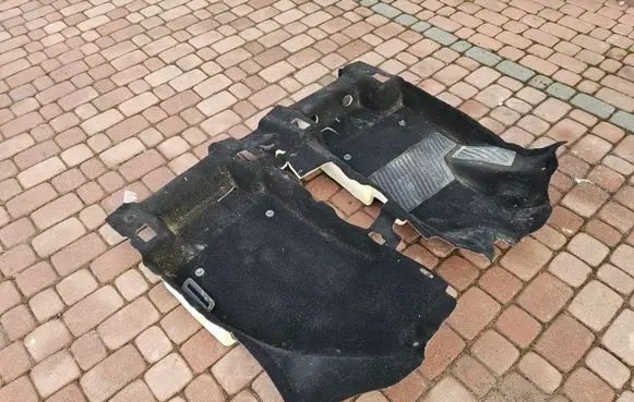 Opel Meriva B Rear floor carpet liner 13414844