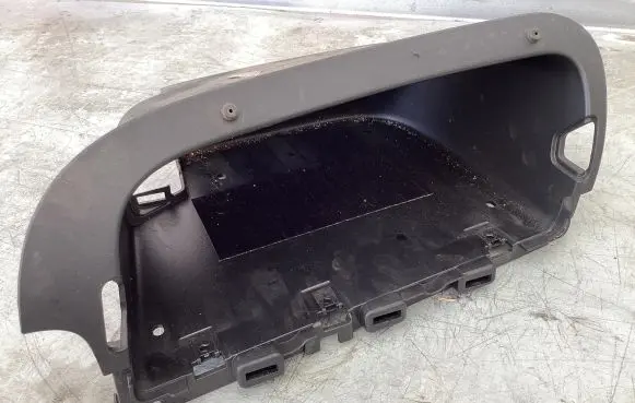 Chrysler Town & Country V Glove box 1QL80DX9AE 60040142