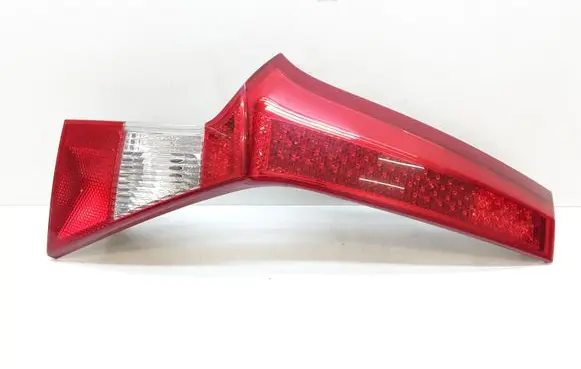 Volvo V70 Tailgate rear/tail lights