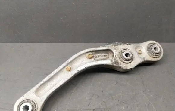 Audi A8 S8 D3 4E Rear control arm 4E0505361 4E0505323P