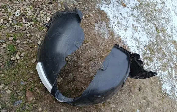 Volkswagen Tiguan Front arch 571805912G