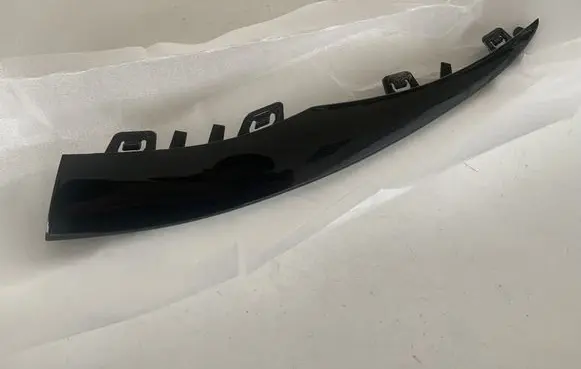 Mercedes-Benz C W205 Front bumper splitter molding A2058859002 A2058858702