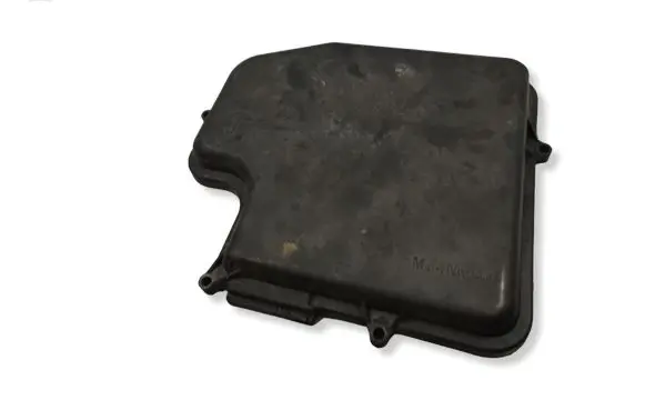 Audi A4 S4 B5 8D Fuse box cover 8819406