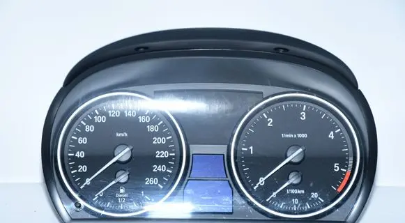 BMW X1 E84 Speedometer (instrument cluster) 9242371 9242371-01