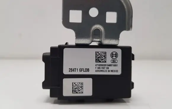 Nissan X-Trail T32 Gateway control module 284T16FL0B