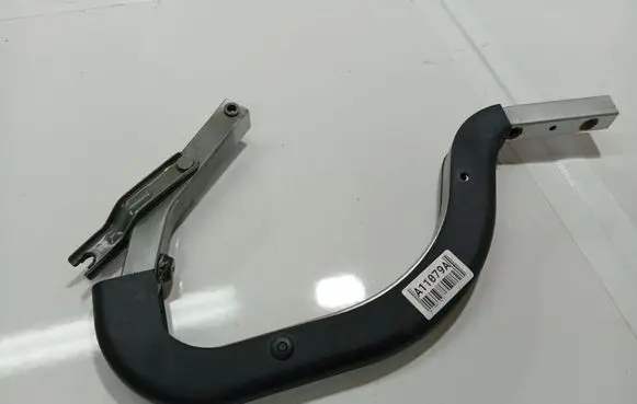 Toyota Avensis T250 Tailgate/trunk/boot hinge 