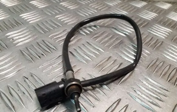 BMW 1 E81 E87 Exhaust gas temperature sensor 7811913 010728000462