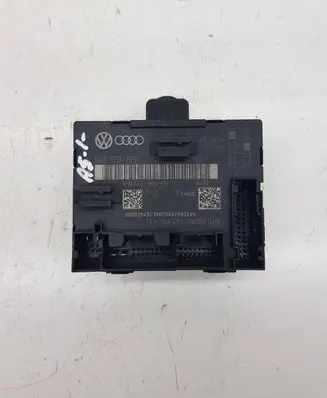 Audi A5 8T 8F Door control unit/module 8K0959793