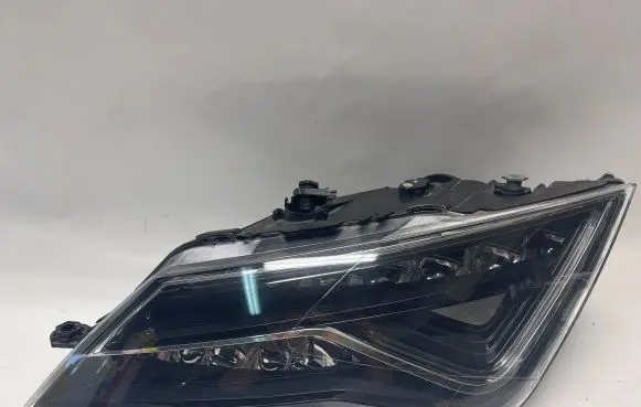 Seat Leon (5F) Headlight/headlamp 5F1941007J
