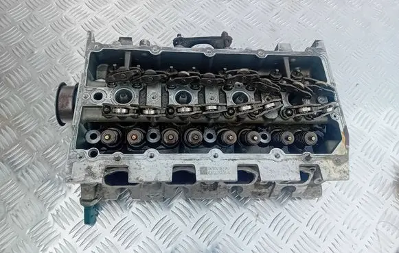 Seat Ibiza IV (6J,6P) Engine head 04E103404AE