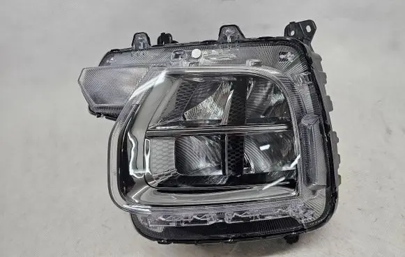 Hyundai Staria Headlight/headlamp 92101CG100