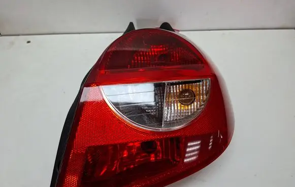 Renault Clio III Rear/tail lights S27639661