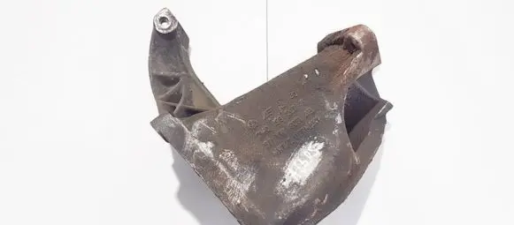 Seat Alhambra (Mk1) Engine mounting bracket 7m0199207b 97vw6061ab