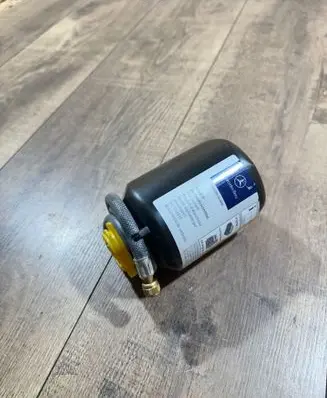 Mercedes-Benz E W211 Tire air pump compressor A0005831212