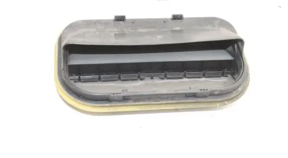 Mercedes-Benz CLA C117 X117 W117 Quarter panel pressure vent A1698300342