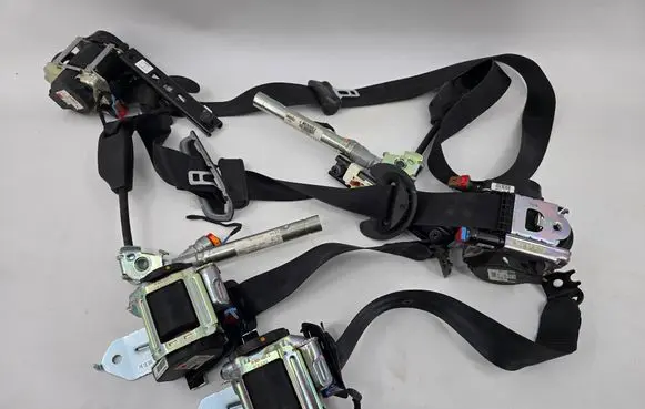 Renault Talisman Set of seat belts 635421100B 878176089R 635421200B