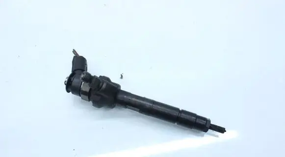 Toyota Verso Fuel injector 8506902