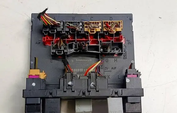 Volkswagen Scirocco Comfort/convenience module 3C8937049ET1 3C8937049E H54S2602