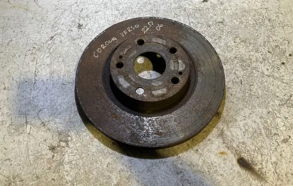 Toyota Corolla Verso AR10 Front brake disc