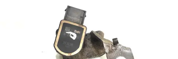 Headlight/headlamp level sensor