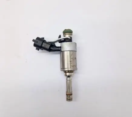 Maserati Ghibli Fuel injector 0261500428 0261500