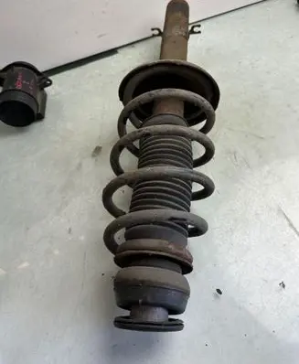 Skoda Octavia Mk1 (1U) Front shock absorber/damper 454