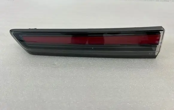 Opel Mokka B Tailgate rear/tail lights 9860333380 2SA01739402