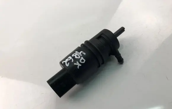 Windscreen/windshield washer pump