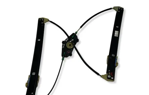 Audi A4 S4 B8 8K Front door electric window regulator 8K0837452