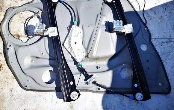 Mercedes-Benz B W245 Sliding door window regulator with motor a1697203079