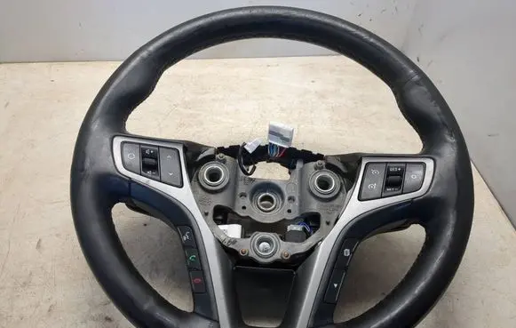 Hyundai i40 Steering wheel 967903Z610RY 39R2SNR000 1607110110