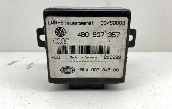 Audi A6 S6 C5 4B Light module LCM 4B0907357