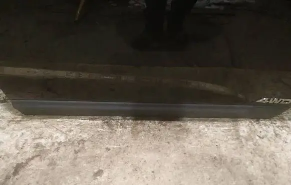 KIA Sorento Front door trim (molding) 